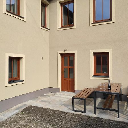 Apartmany U Muzea Горни-Блатна Экстерьер фото