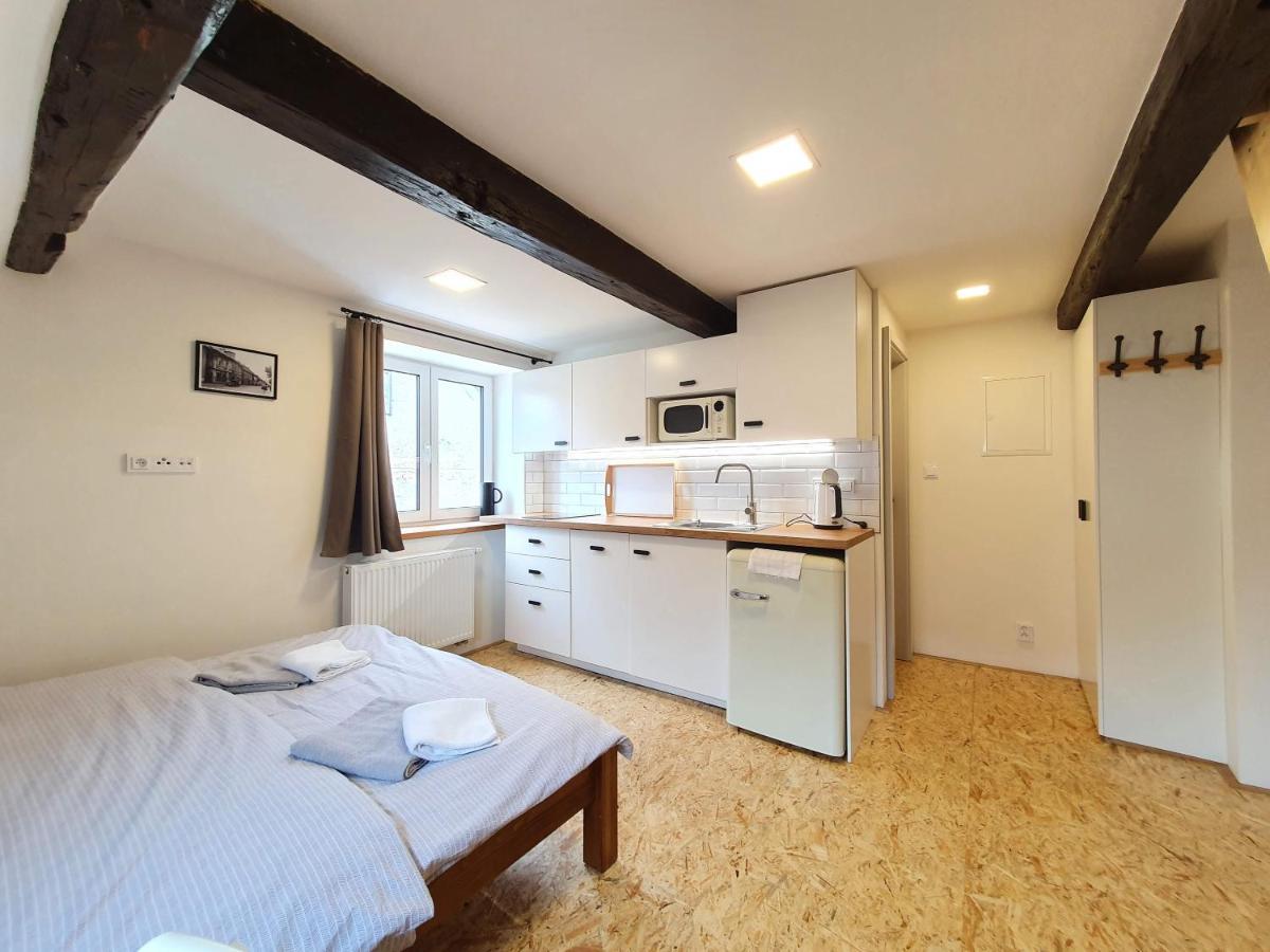 Apartmany U Muzea Горни-Блатна Экстерьер фото