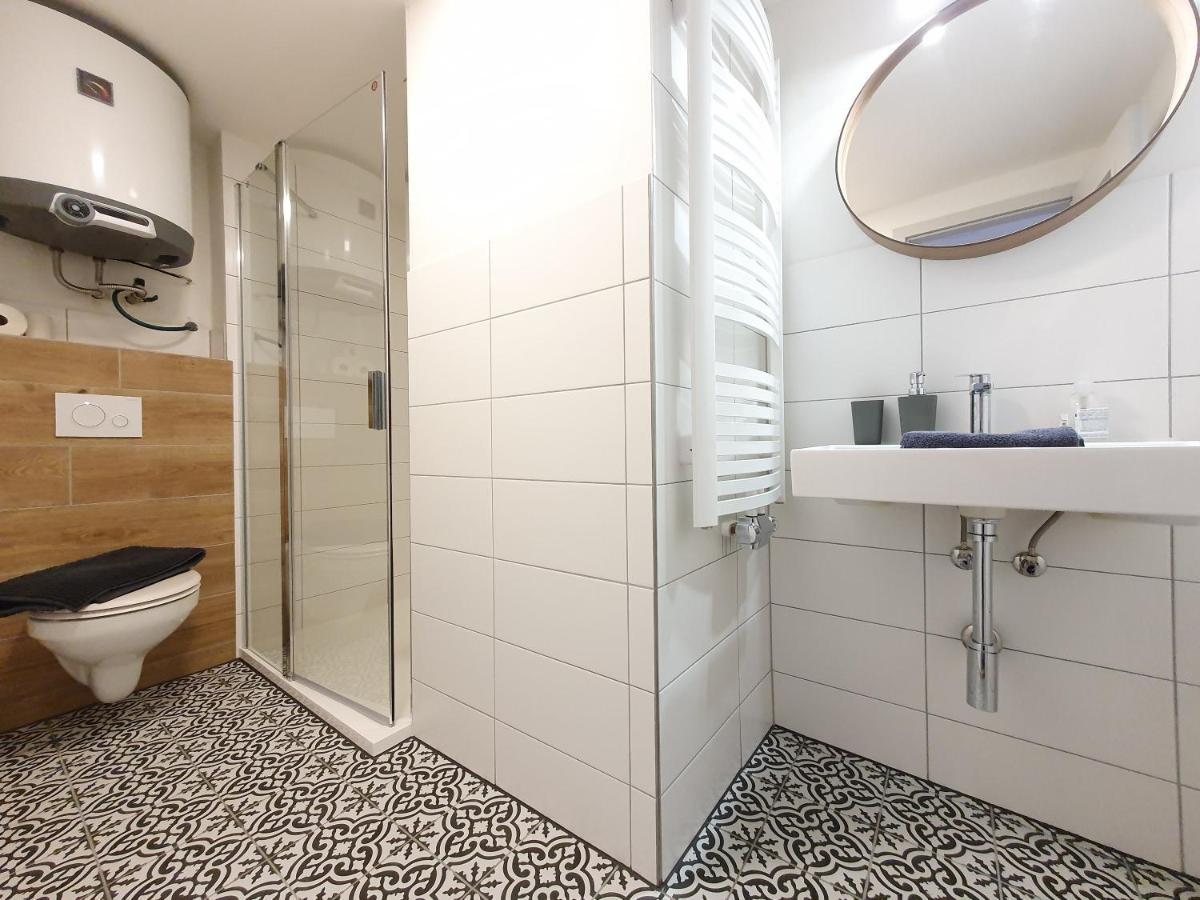Apartmany U Muzea Горни-Блатна Экстерьер фото