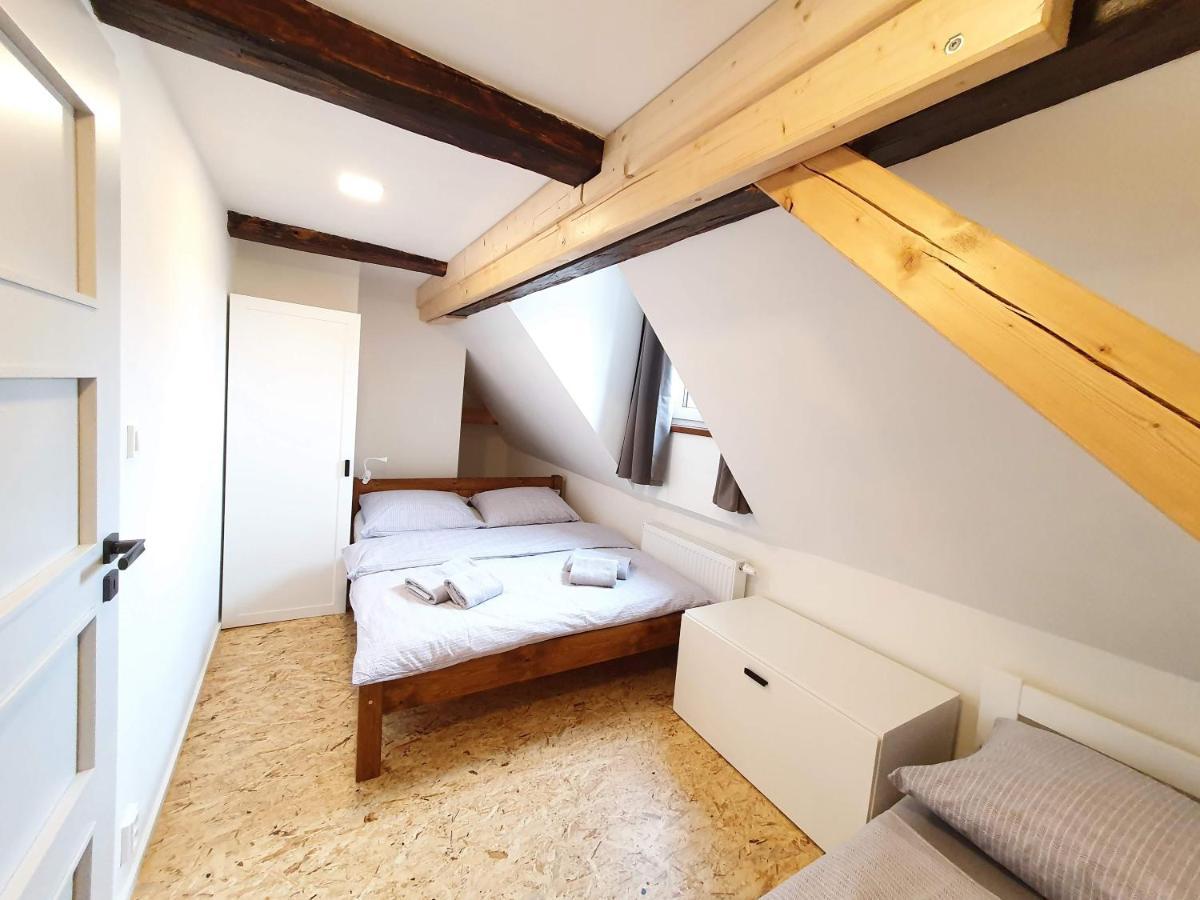 Apartmany U Muzea Горни-Блатна Экстерьер фото